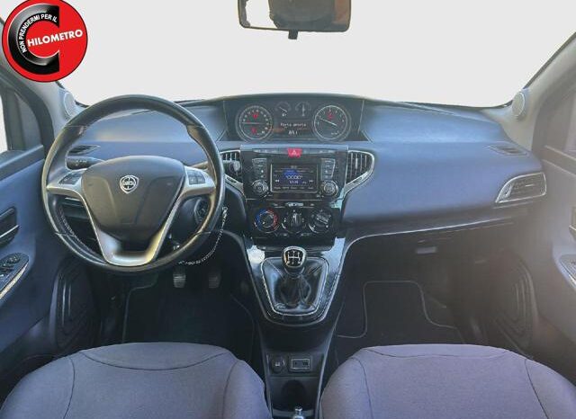
								LANCIA Ypsilon 1.2 69 CV 5 porte Gold full									