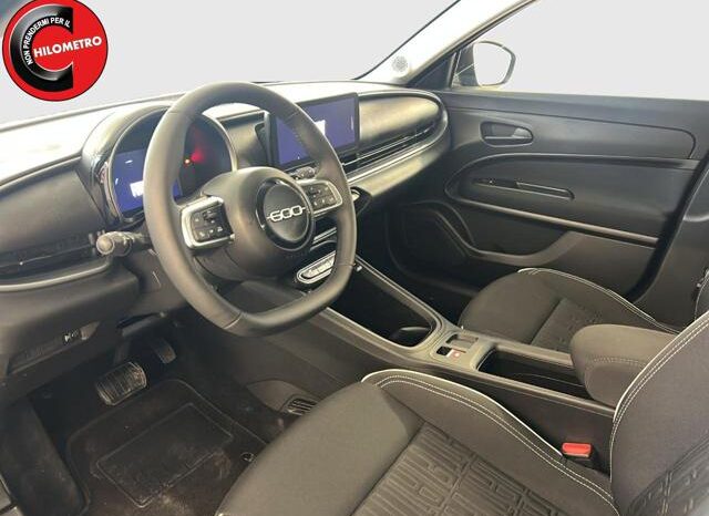 
								FIAT 600 Hybrid 110 CV DCT MHEV Business full									