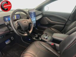 
										FORD Mustang Mach-E AWD Standard Range Premium 269 CV full									
