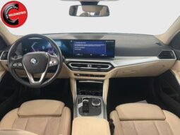
										BMW 330 i xDrive Touring full									