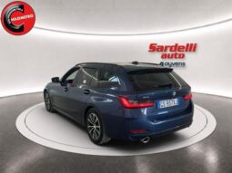 
										BMW 330 i xDrive Touring full									