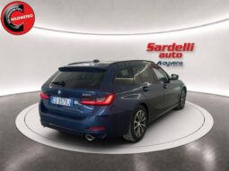 
										BMW 330 i xDrive Touring full									