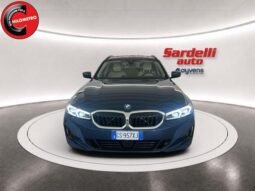 
										BMW 330 i xDrive Touring full									