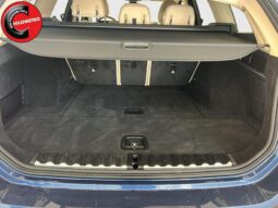 
										BMW 330 i xDrive Touring full									