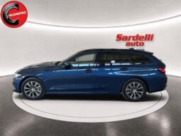 
										BMW 330 i xDrive Touring full									