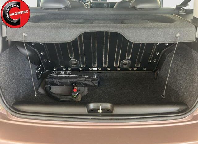 
								FIAT Panda 1.0 FireFly S&S Hybrid Trussardi full									