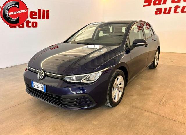 
								VOLKSWAGEN Golf 1.0 eTSI EVO DSG Life full									