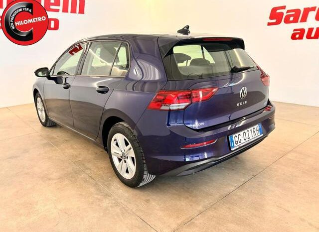 
								VOLKSWAGEN Golf 1.0 eTSI EVO DSG Life full									