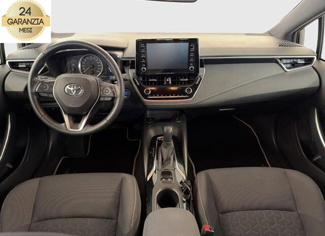 
								TOYOTA Corolla 1.8 Hybrid Business full									