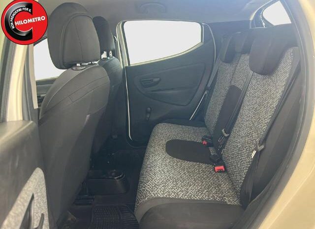 
								LANCIA Ypsilon 1.0 FireFly 5 porte S&S Hybrid Ecochic Silver full									