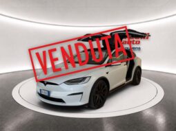 TESLA Model X Plaid