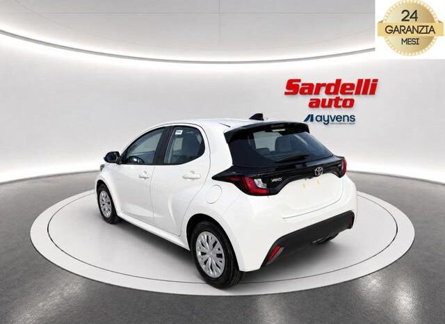 
								TOYOTA Yaris 1.5 Hybrid 5 porte Active KM 0 full									
