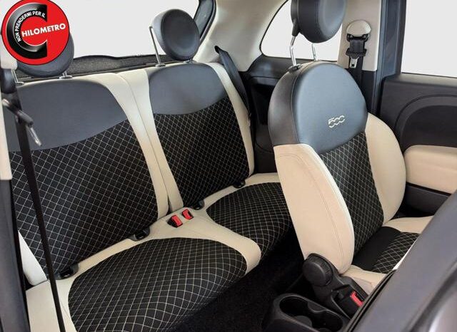 
								FIAT 500 1.0 Hybrid Dolcevita full									